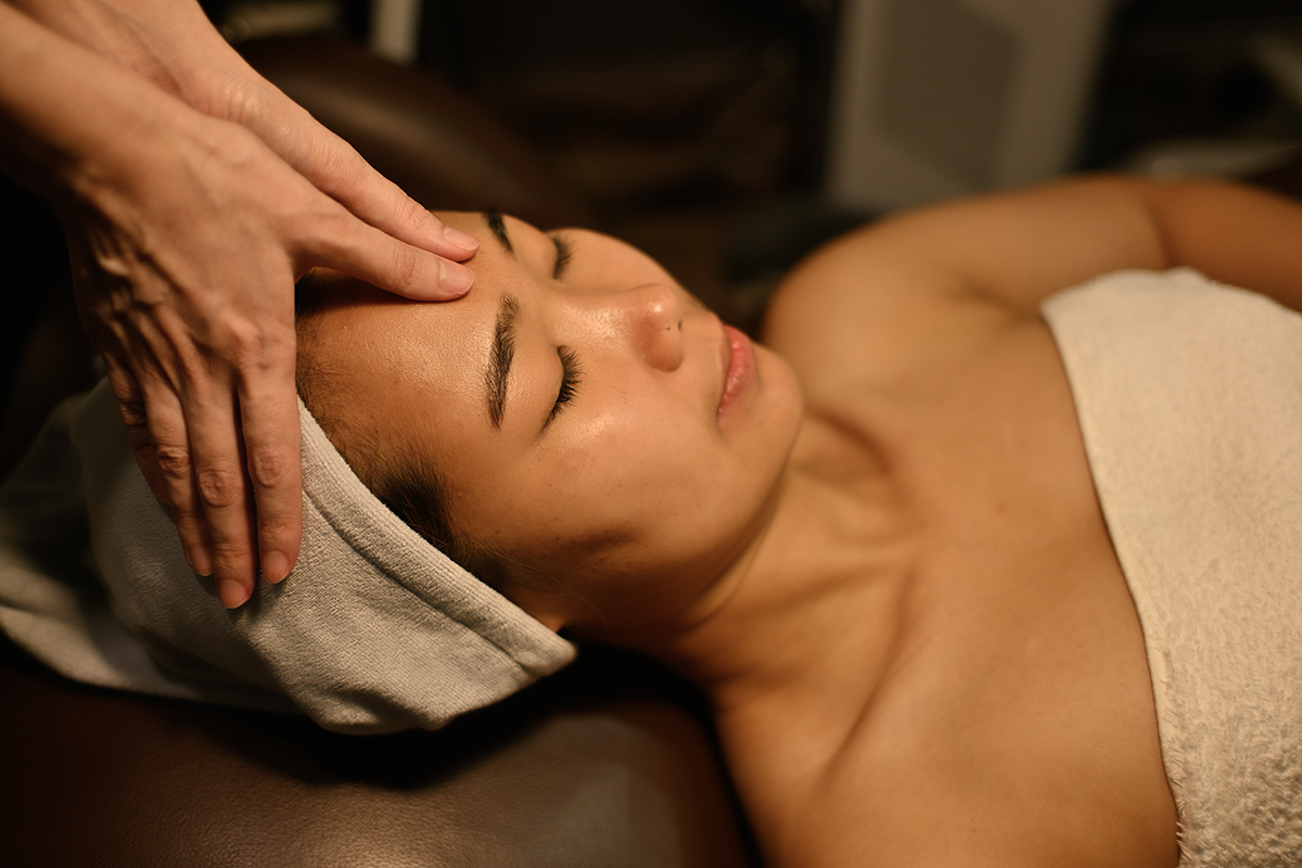 Deep tissue massage - spa